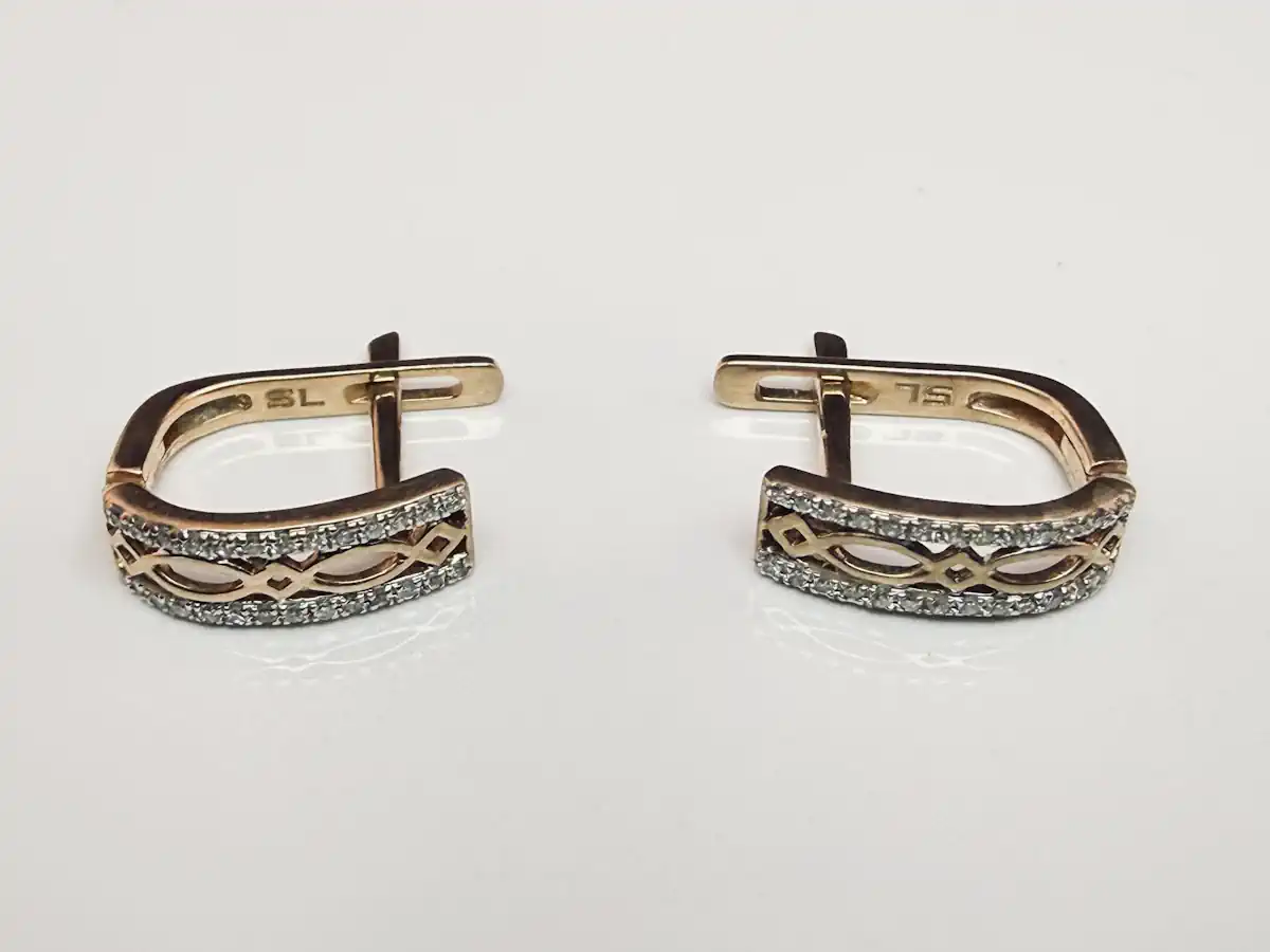 Серьги с бриллиантами купить