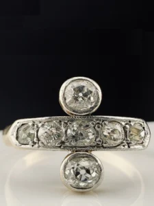 Антикварное кольцо с бриллиантами